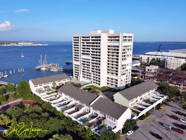 Charleston, SC 29401,330 Concord St #5d