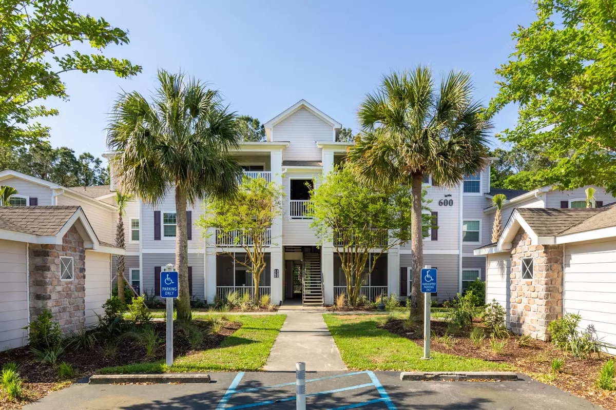 Mount Pleasant, SC 29466,1300 Park West Blvd #620