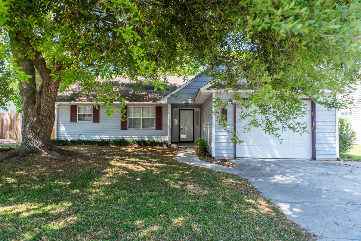 Charleston, SC 29406,8585 Brookforest Dr