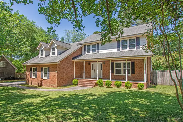 123 Plantation Dr, Summerville, SC 29485