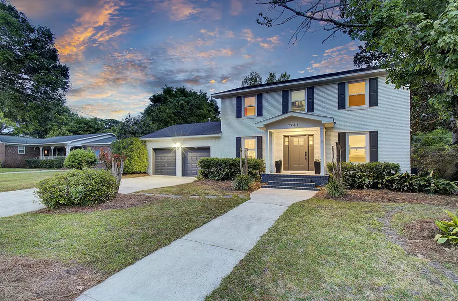 1231 Oakcrest Dr, Charleston, SC 29412