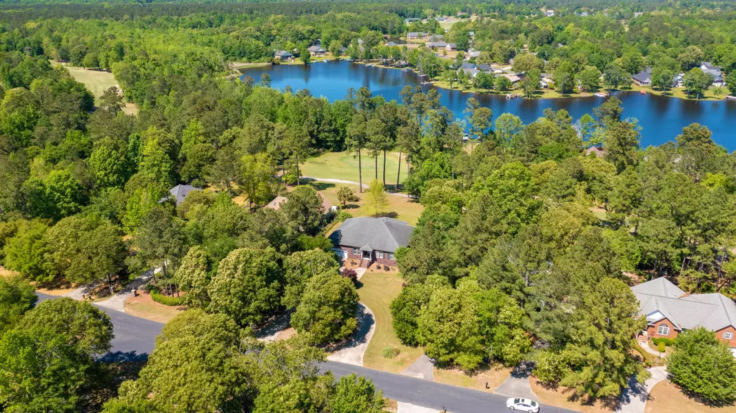 311 Lake Arbu Dr, Manning, SC 29102