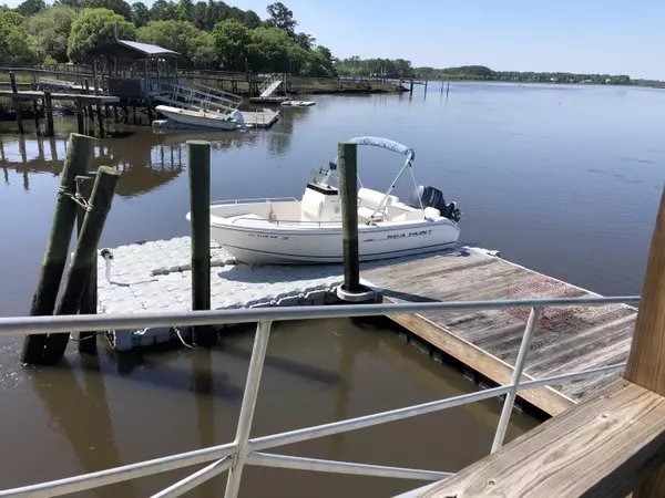 Ravenel, SC 29470,4016 Rantowles Ct