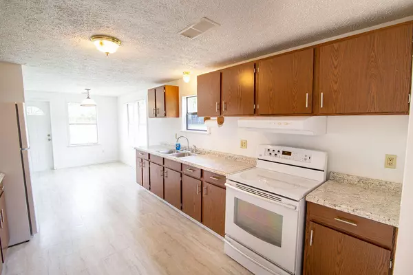 Bonneau, SC 29431,314 Tanner Ln