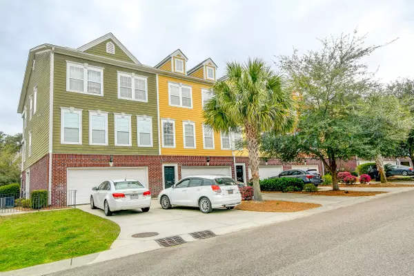 Ladson, SC 29456,9228 Southern Oak Ln