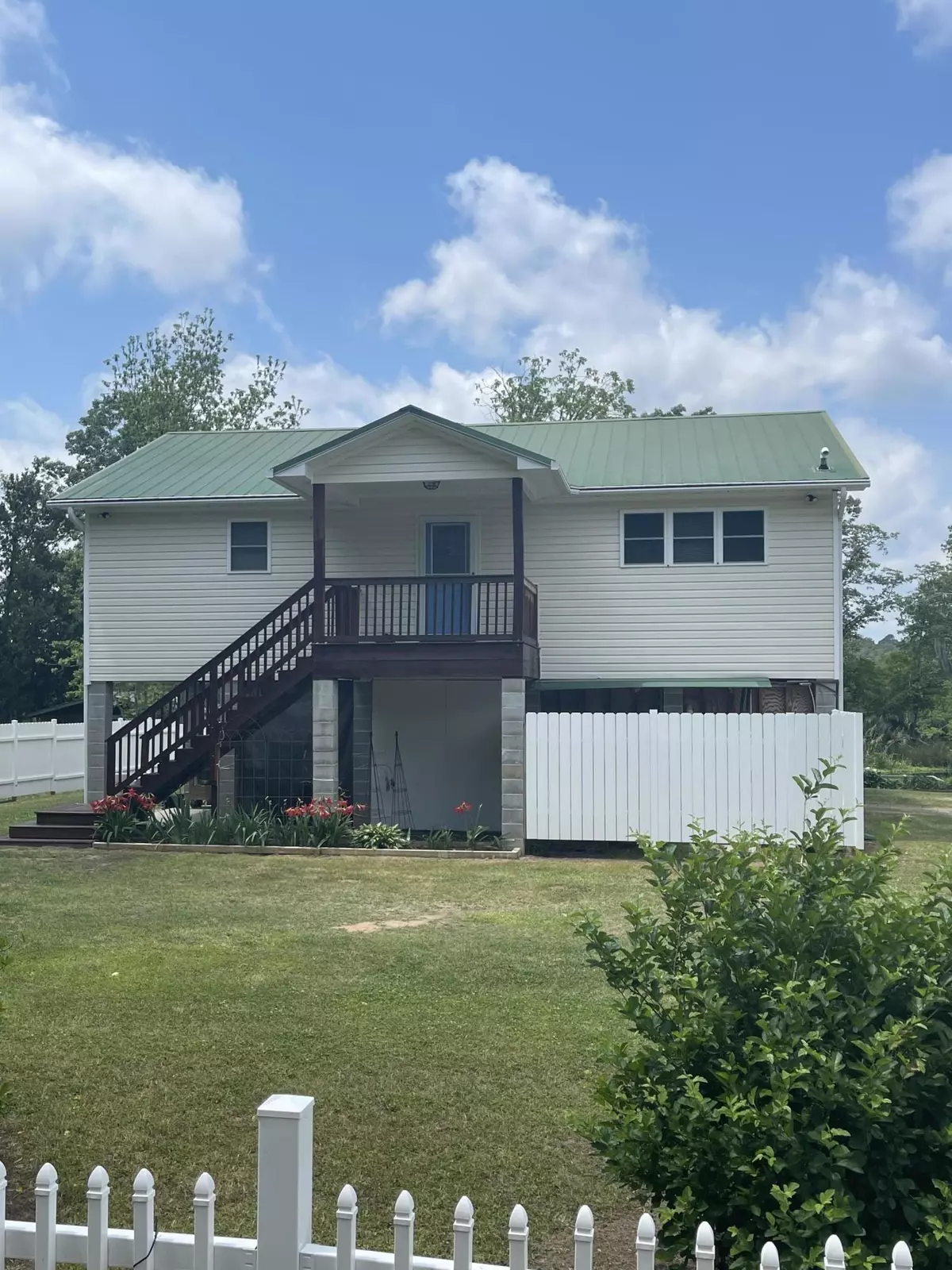 Walterboro, SC 29488,5271 Prices Bridge Ln