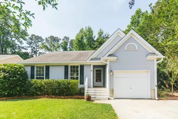 360 Kingston Ln, Mount Pleasant, SC 29464