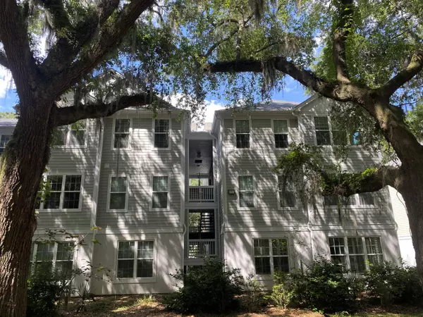 Johns Island, SC 29455,60 Fenwick Hall Aly #336