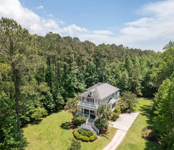 Wadmalaw Island, SC 29487,5951 Joseph Blake Ln