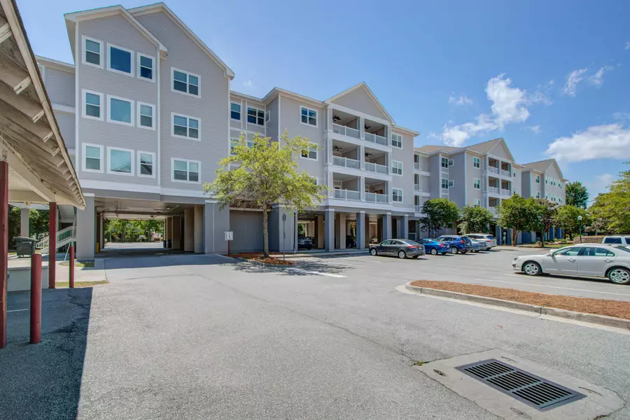 1984 Folly Rd #B212, Charleston, SC 29412