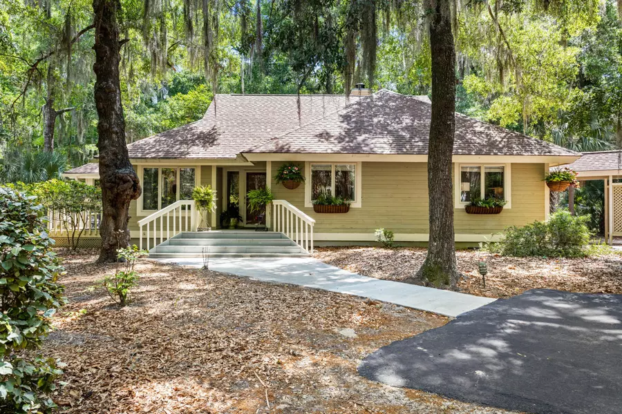 2908 Captain Sams Rd, Seabrook Island, SC 29455