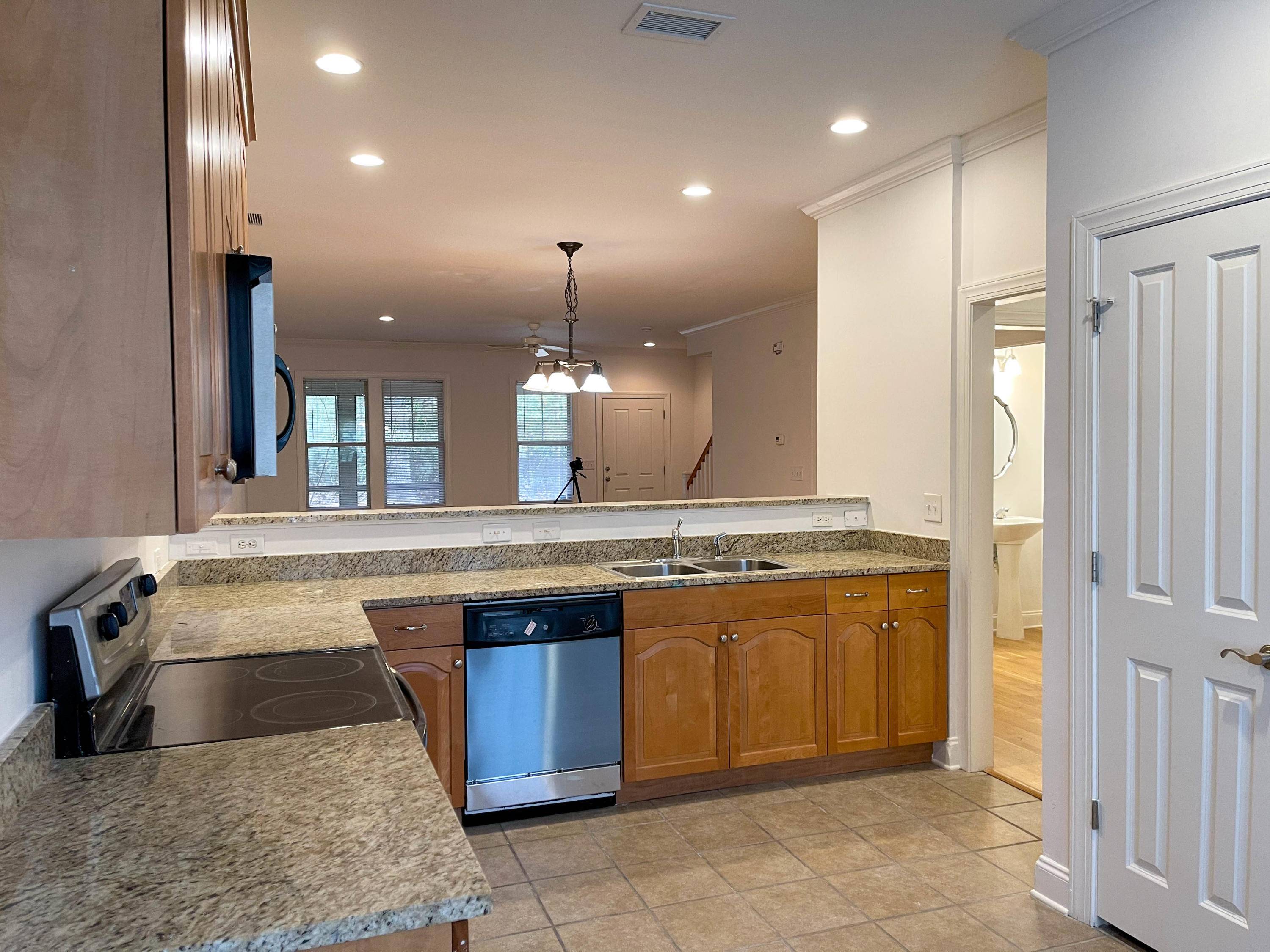 North Charleston, SC 29418,8384 Camp Gregg Ln