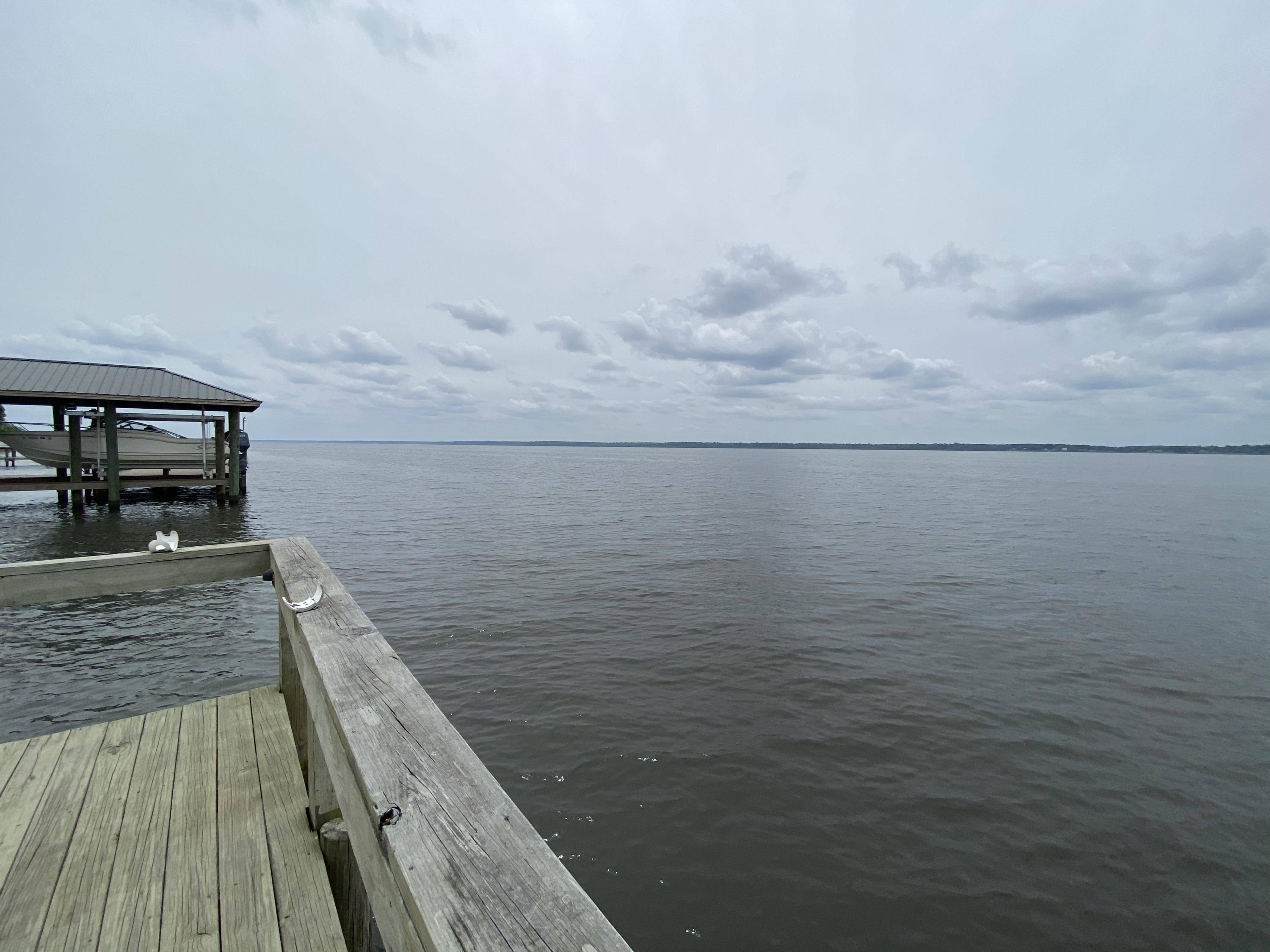 1072 Double Pond Dr, Summerton, SC 29148