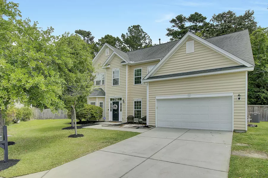 5253 Lenora Dr, Summerville, SC 29485