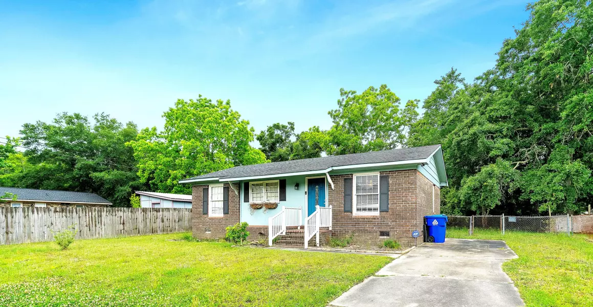 1489 Bresee St, Charleston, SC 29412