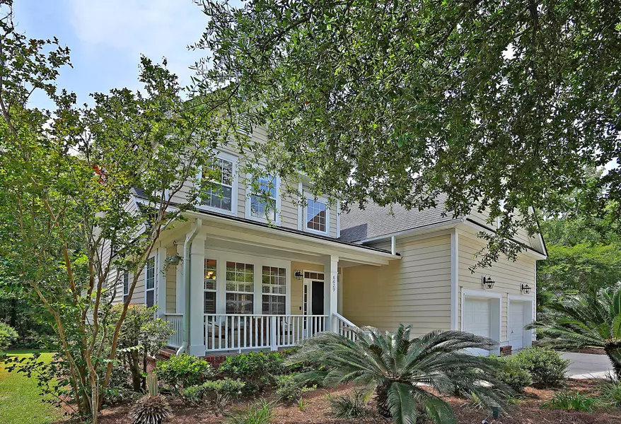 8629 Woodland Walk, North Charleston, SC 29420