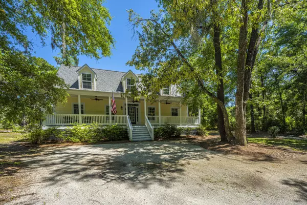 7778 Chaplin Garden Ln, Edisto Island, SC 29438