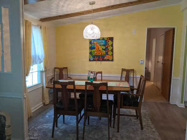 Eutawville, SC 29048,108 Connor Dr