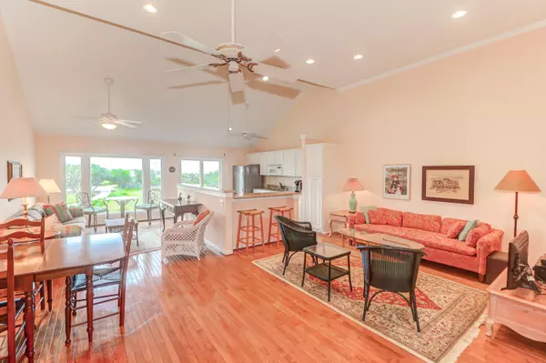 Isle Of Palms, SC 29451,27 Linkside Ct