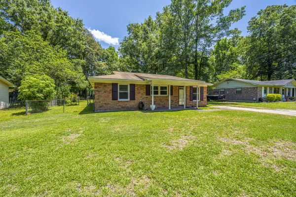 Summerville, SC 29483,115 White Blvd