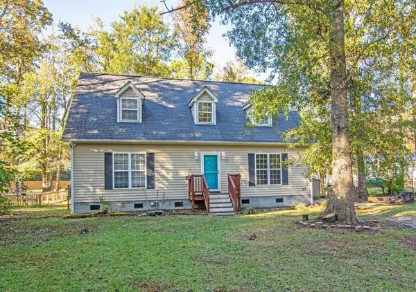 107 Sycamore Dr, Summerville, SC 29485