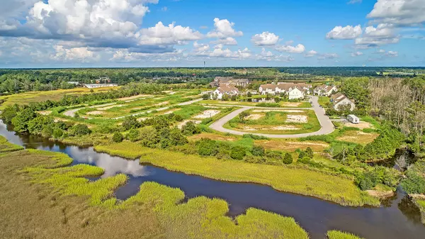 Johns Island, SC 29455,314 Lanyard St