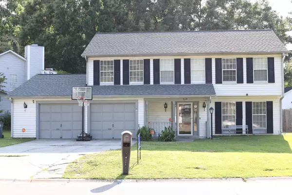 349 Damascus Dr, Summerville, SC 29483