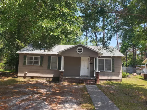 515 Warren St, Walterboro, SC 29488