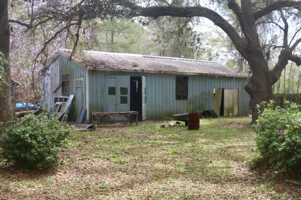 Ravenel, SC 29470,6065 Drayton St