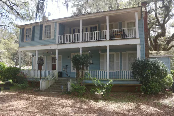 6065 Drayton St, Ravenel, SC 29470