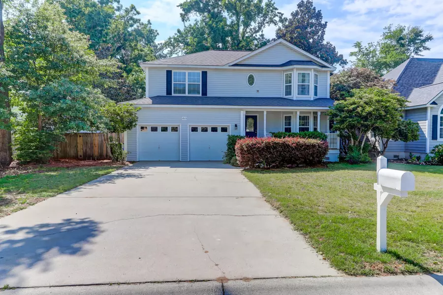 1015 Five Oaks Dr, Charleston, SC 29412