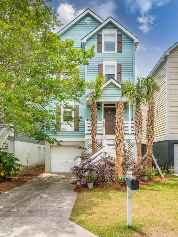 5 Yacht Harbor Ct, Isle Of Palms, SC 29451