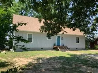 1394 Lake Shore Dr, Manning, SC 29102