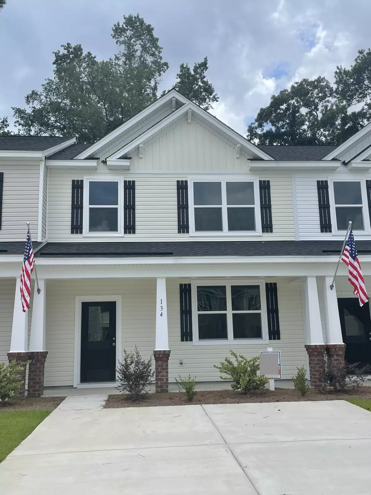 Summerville, SC 29485,134 Spencer Cir #14