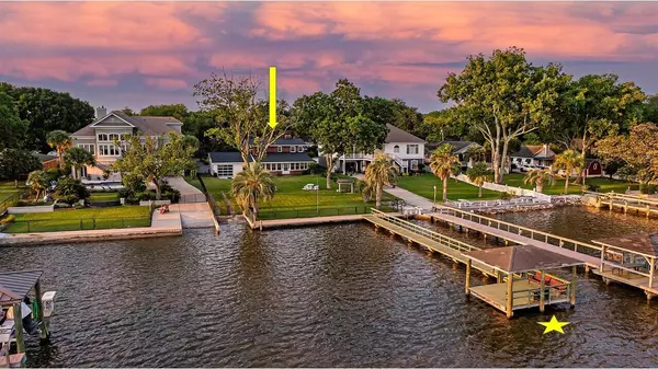 2313 Lazy River Dr, Charleston, SC 29414