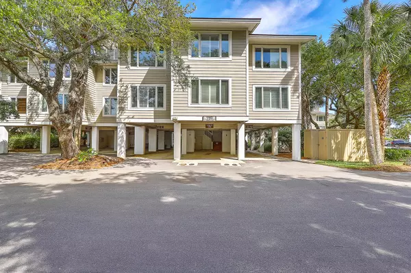 Isle Of Palms, SC 29451,7 Seagrove Ln #A