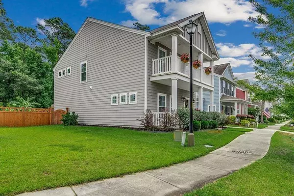 1618 Sparkleberry Ln, Johns Island, SC 29455