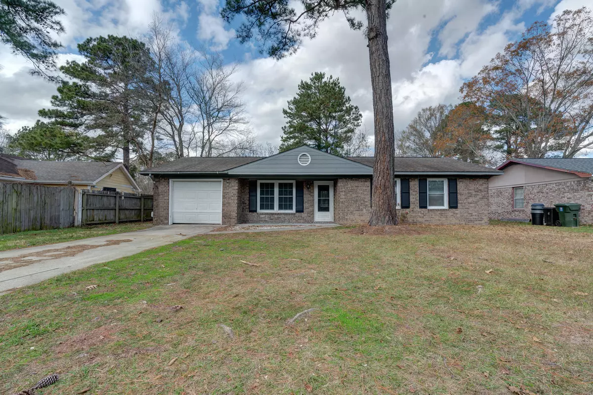 Summerville, SC 29486,122 Mulberry Dr