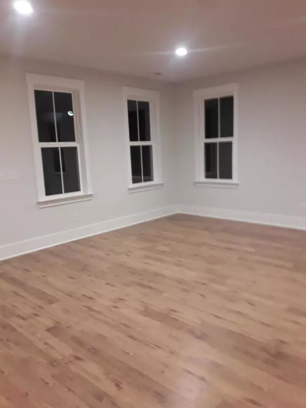 Summerville, SC 29486,338 Bright Leaf Loop