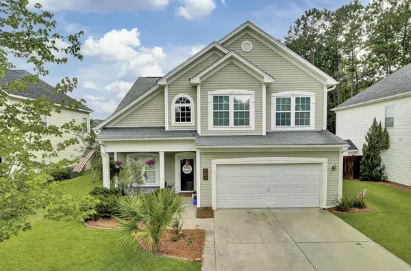 102 Valentin Dr, Summerville, SC 29483