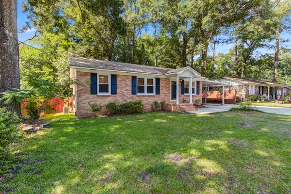 216 Birch Ln, Summerville, SC 29485