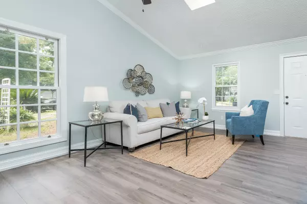 Summerville, SC 29486,335 Macgregor Dr