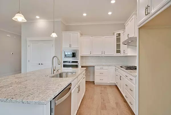 Summerville, SC 29486,898 Carnes Crossing Blvd