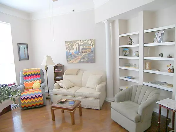 Charleston, SC 29412,1337 Telfair Way