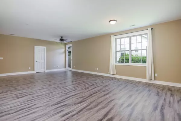 Huger, SC 29450,134 Brightwood Dr