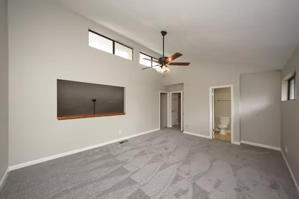 Charleston, SC 29414,2311 Tall Sail Dr #1106-F