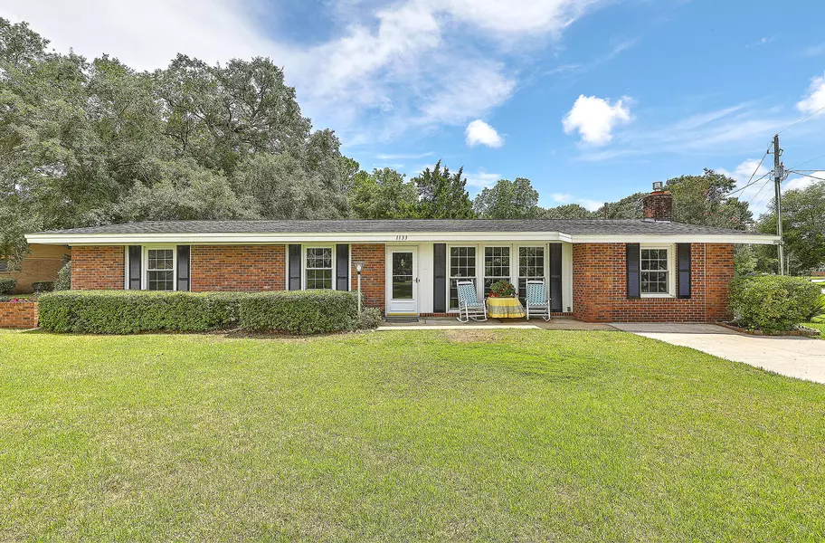 1133 Arthur Dr, Charleston, SC 29412