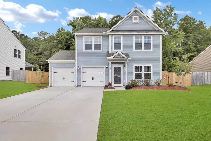 124 Rockingham Way, Moncks Corner, SC 29461