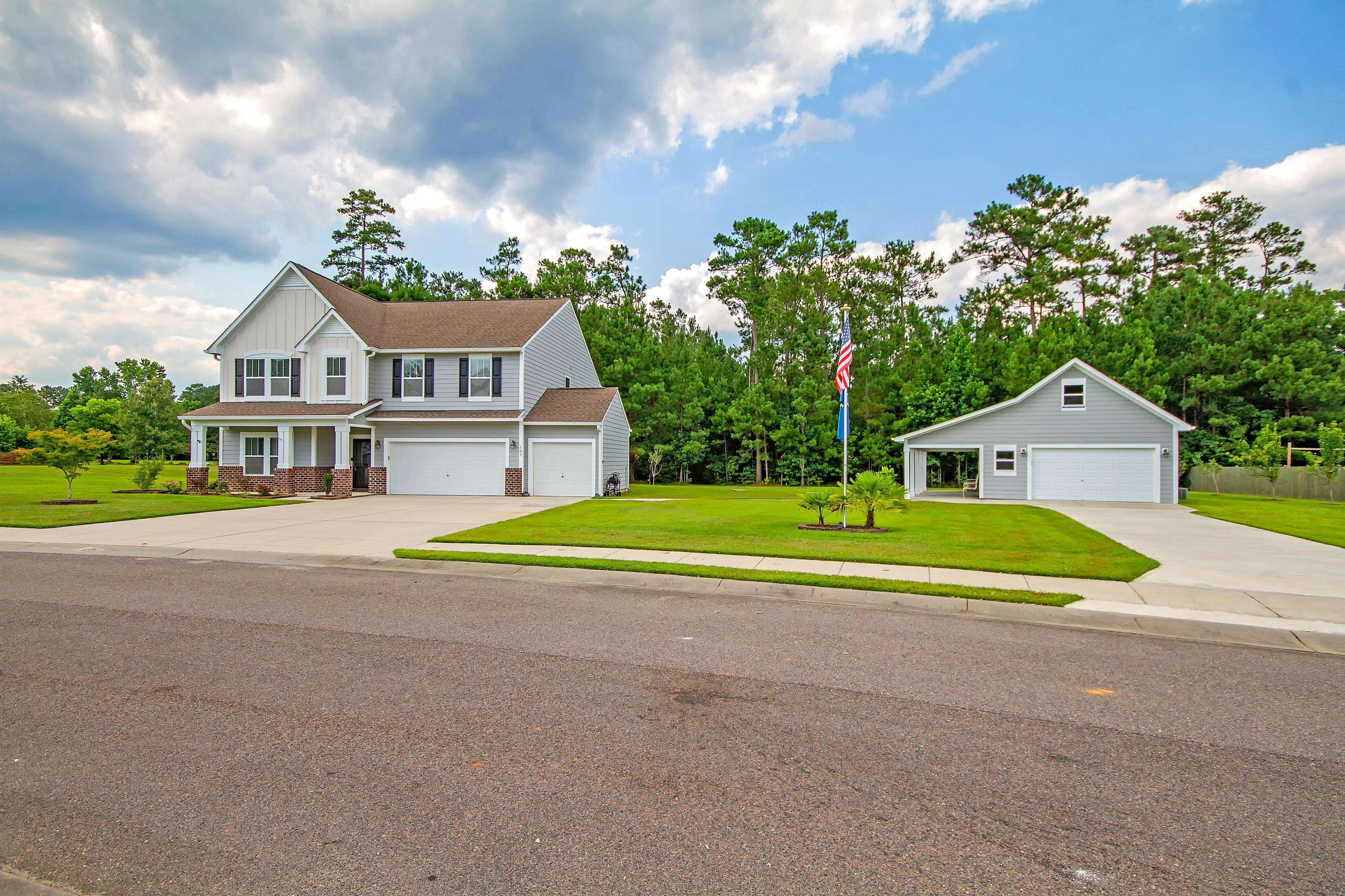 Summerville, SC 29483,105 Scotland Dr