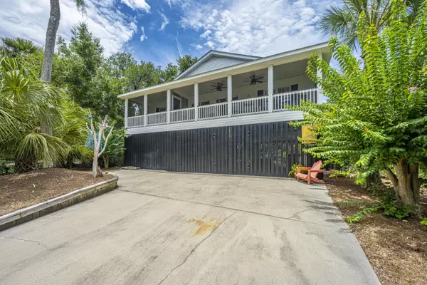 Edisto Beach, SC 29438,1520 Dorothy St